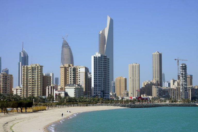 La mejor eSIM para Kuwait (2026): precios y cobertura