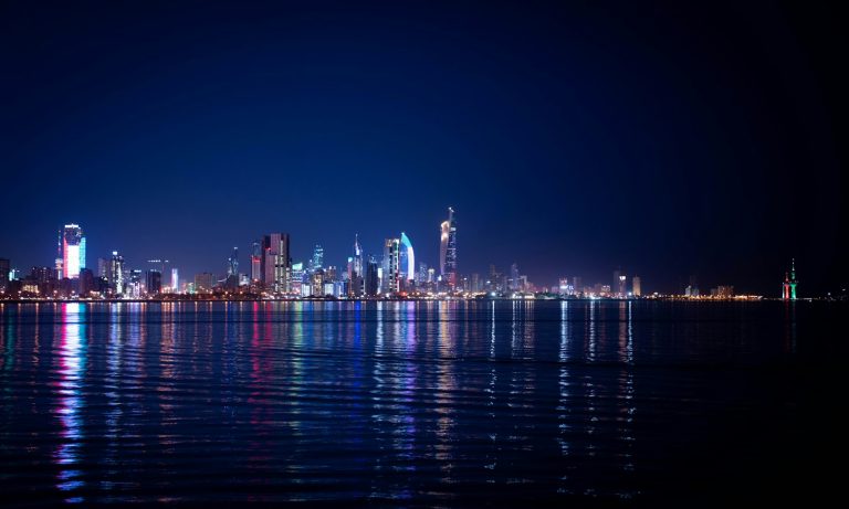 ¿La eSIM ilimitada más barata para Kuwait? Desde 9,95 € por 3 días (octubre de 2026)