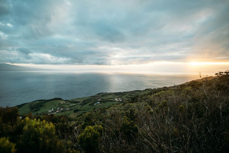 ¿La eSIM ilimitada más barata para las Azores? Desde 5,50 € por 3 días (octubre de 2026)