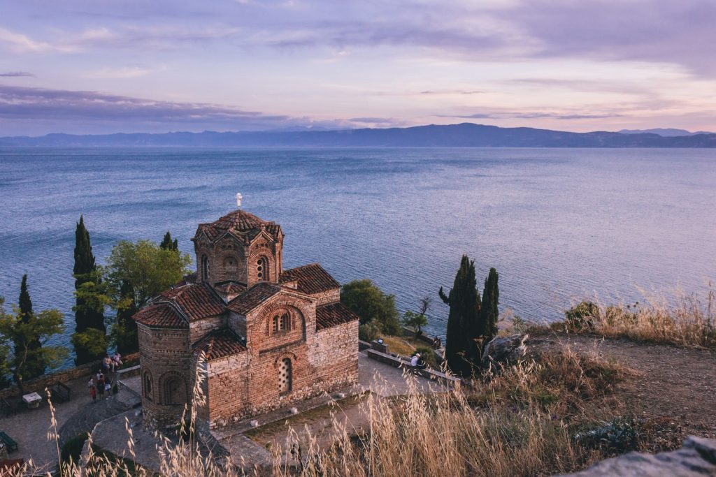 ¿La eSIM ilimitada más barata para Macedonia del Norte? Desde 9,95 € por 3 días (octubre de 2026)